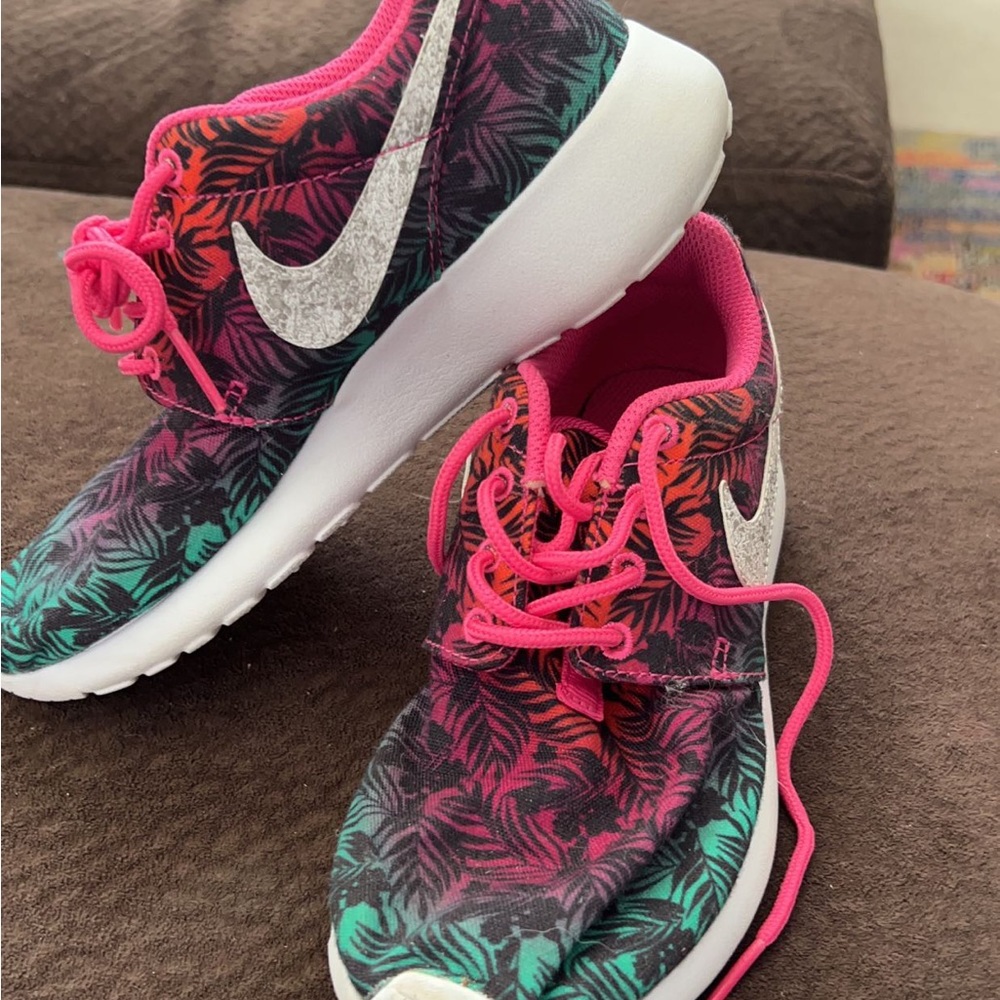 Tropical leaf multicolor Nike Sneaker